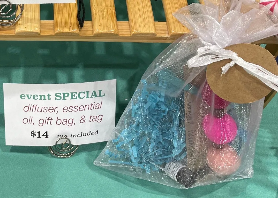 Aromatherapy diffuser, EO, and gift set