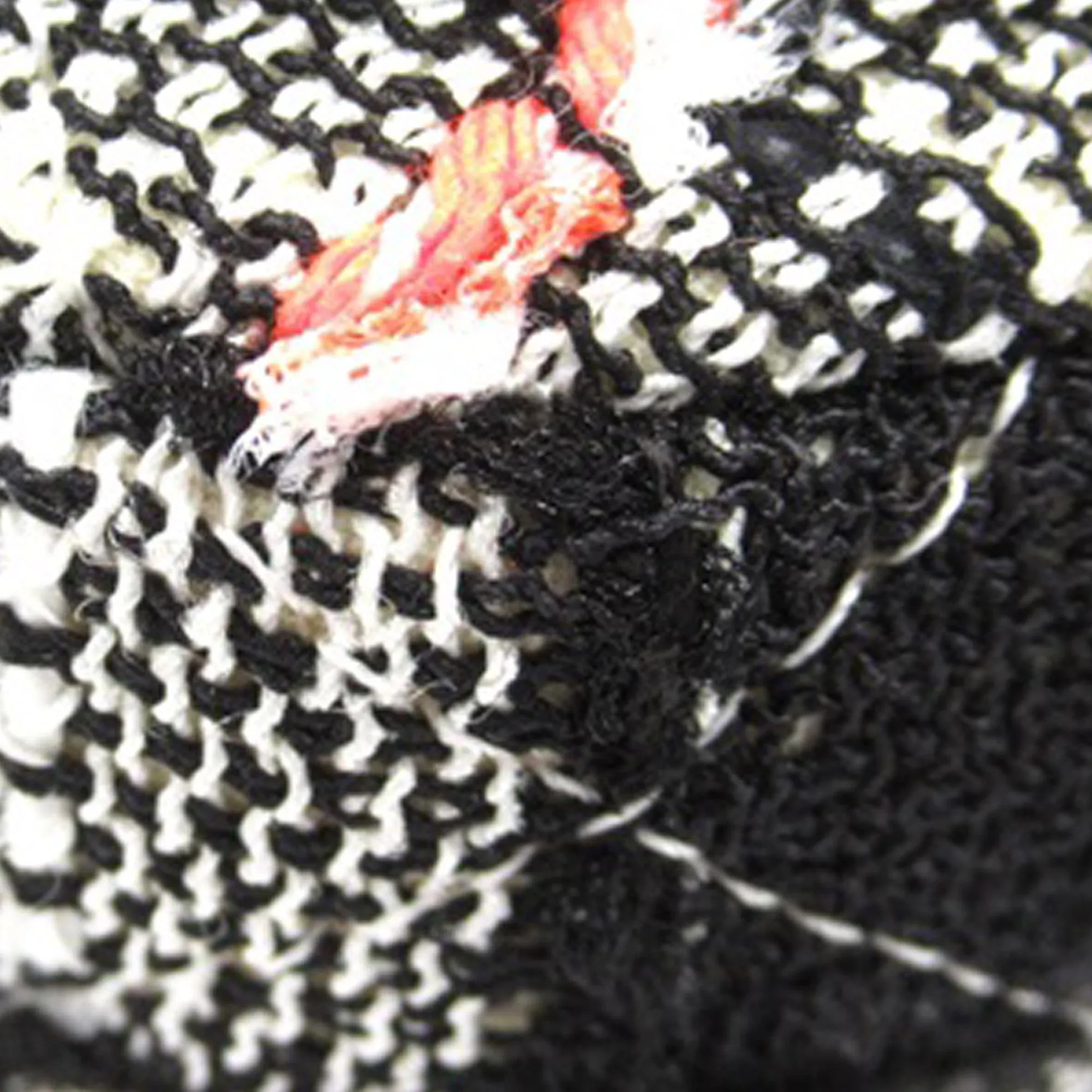 Chanel CC Tweed Camera Bag (SHG-T8XKsL)