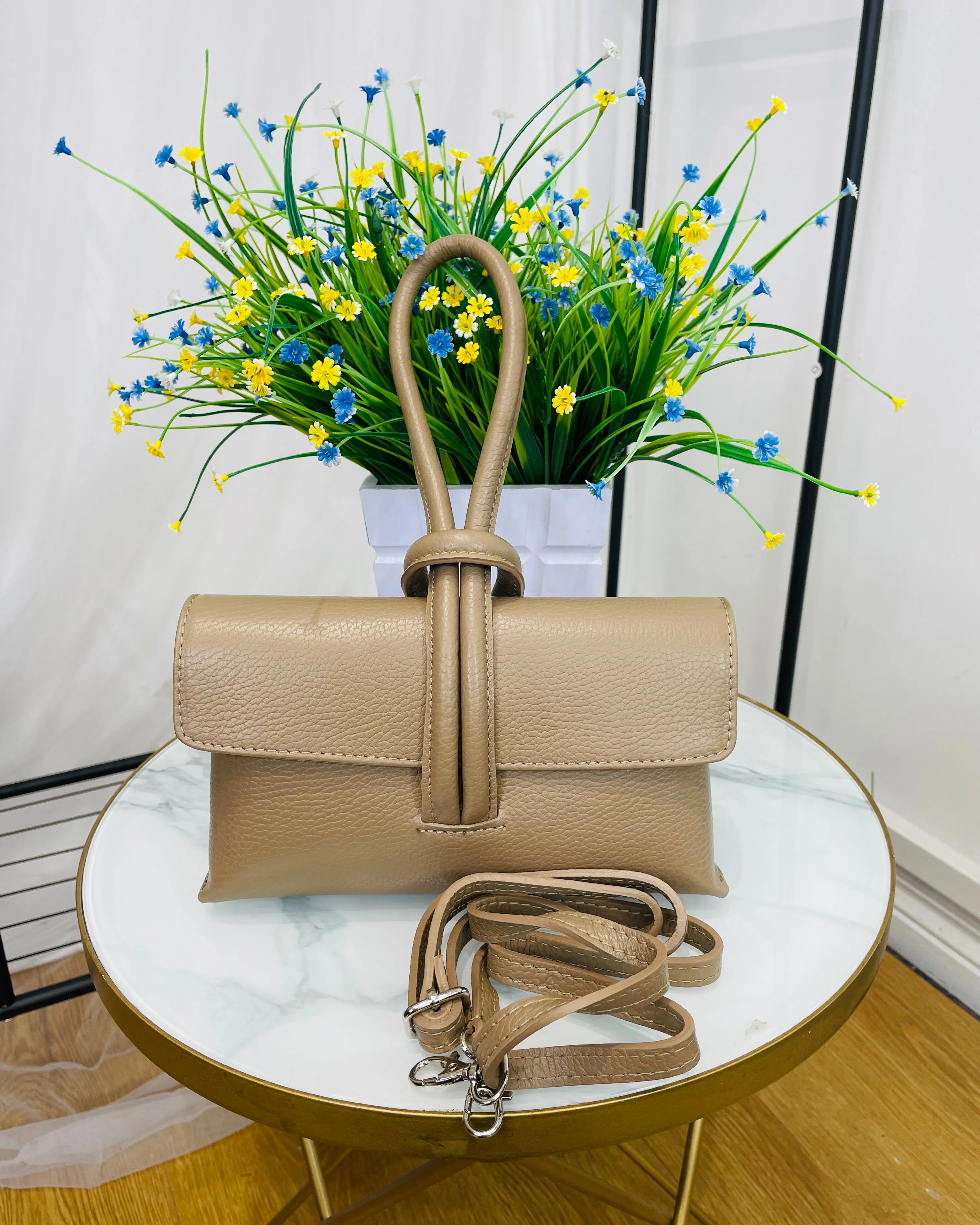 Susan Leather Bag - Taupe
